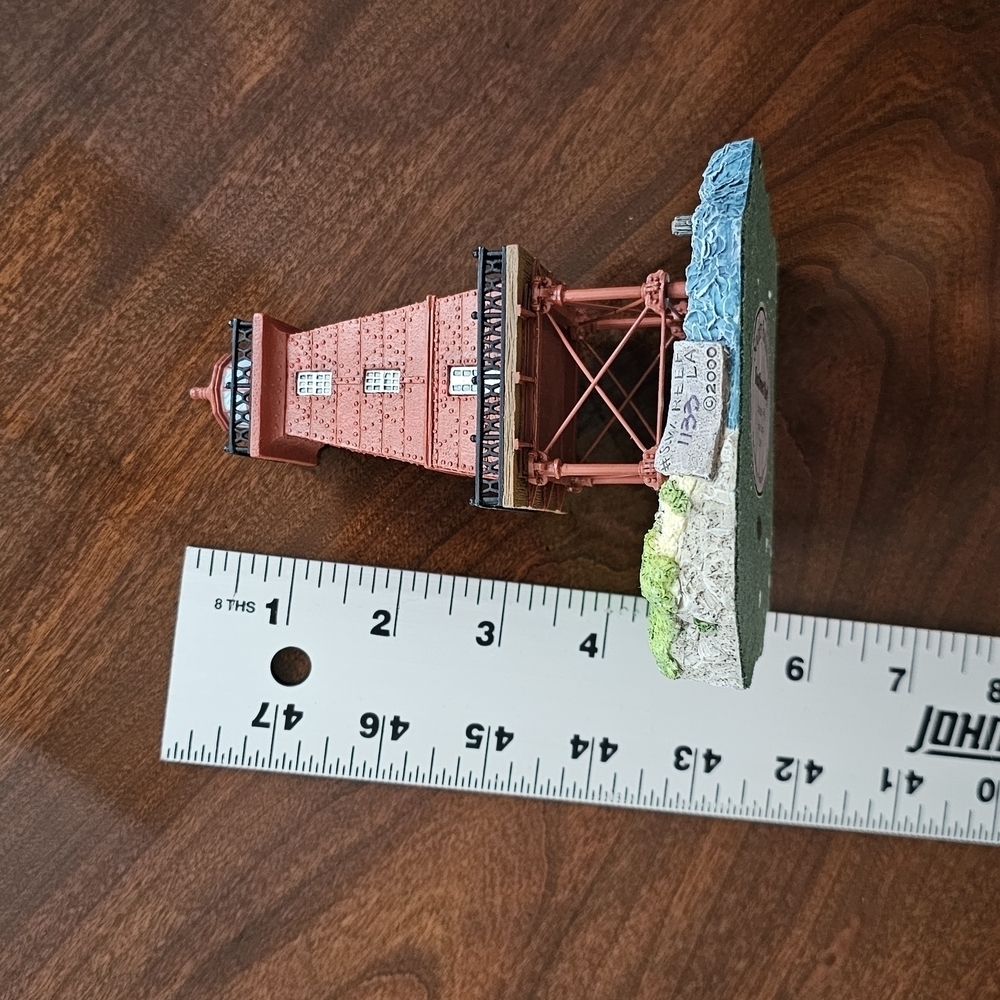 South West Reef Louisiana #520, Society Exclusive, Lighthouse Figurine